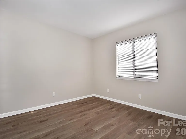 11185 Harrowfield Rd — Photo 7