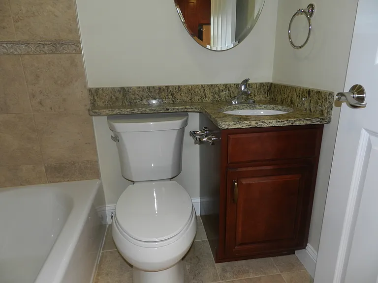 20 Greenville St #2 — Photo 14