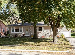 120 Kenmore St NE, Cedar Rapids, IA 52402