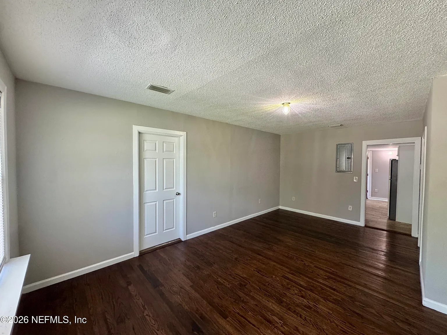 3 bed, 2.0 bath, 1173 sqft, $1,500 — Photo 4