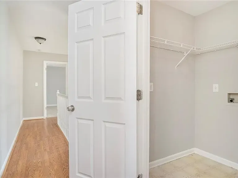 3545 Rosewicke Dr — Photo 9