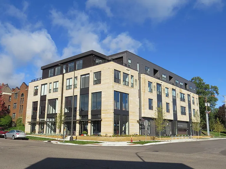 Grand & Syndicate Apartments — Photo 8