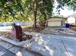 11618 E 28th St, Tulsa, OK 74129