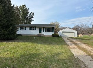 8233 Farrand Rd, Otisville, MI 48463