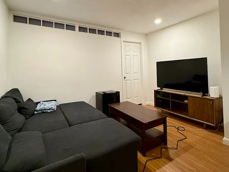 20 Radcliffe Rd #2 — Photo 6