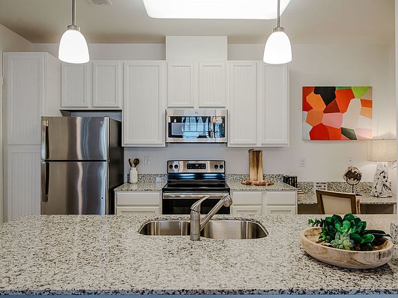 Columba - Kitchen