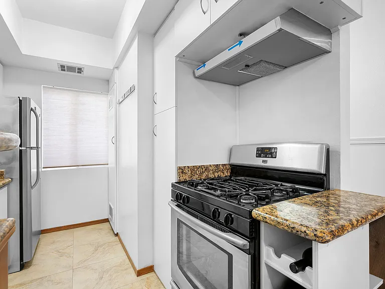 1174 Cherry St #109 — Photo 13