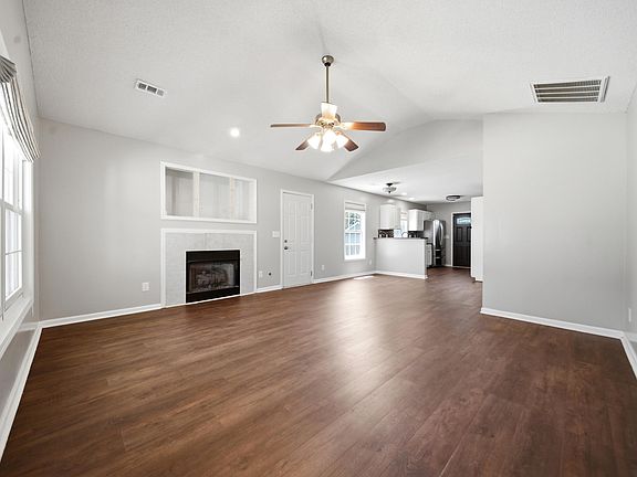 3rd image of 149 Longshadow Dr