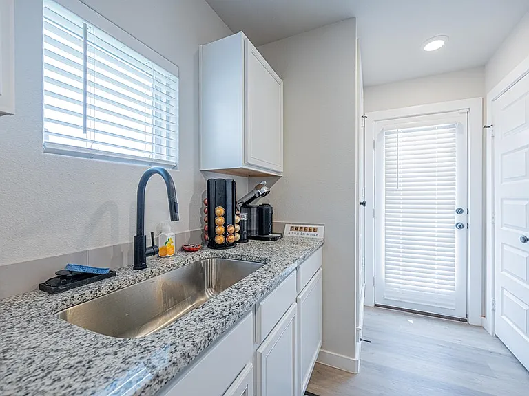 2808 Lighthouse Rd — Photo 23