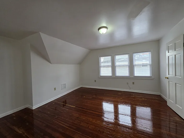 269 Norton St #3A — Photo 6