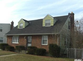 116 Russell Ave, Elmont, NY 11003