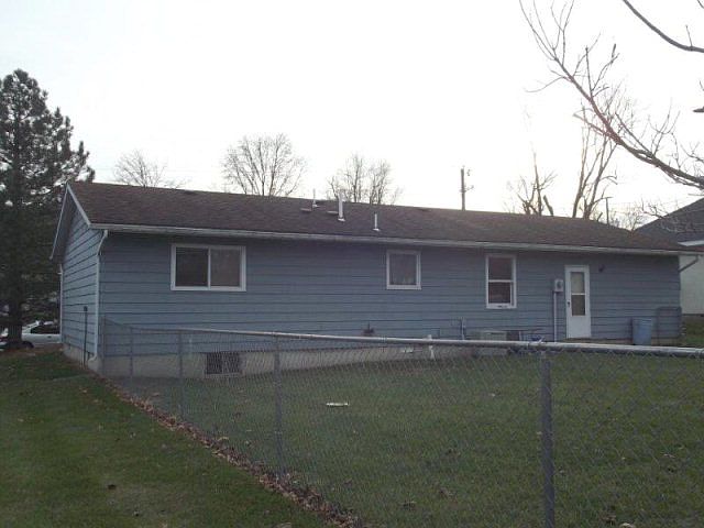 2nd image of 608 W Friedman St