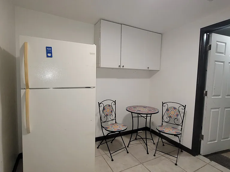 1005 W Grace St — Photo 12