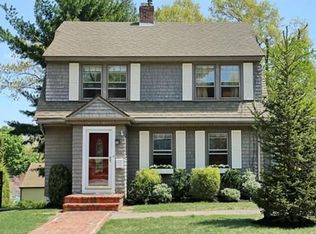 66 Hawthorne Rd, Waltham, MA 02451