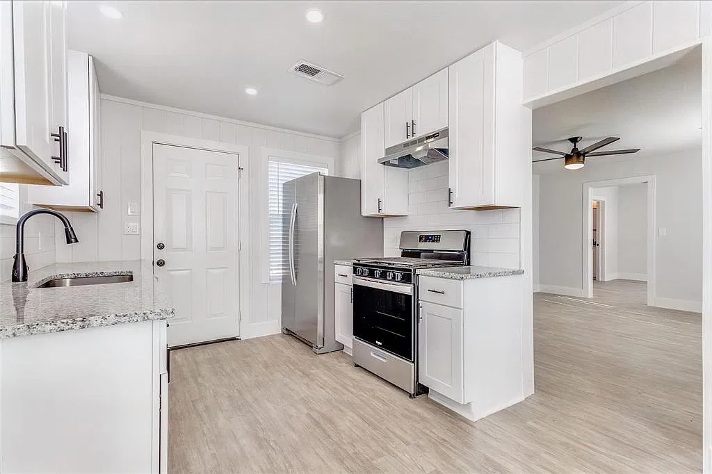 2 bed, 1.0 bath, 956 sqft, $1,495 — Photo 4