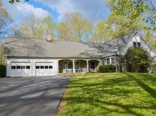 83 Rosemount Rd, Sylva, NC 28779