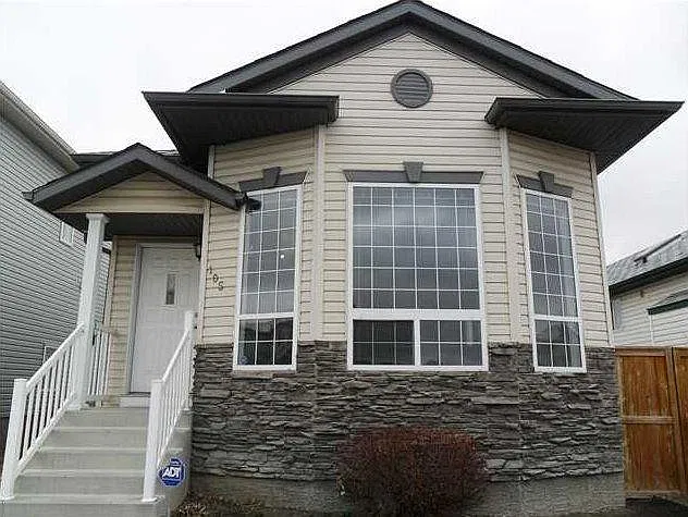 3 bed, 1400 sqft, $2,300 — Photo 1