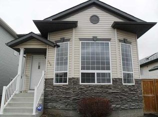 105 Martinvalley Cres NE, Calgary, AB T3J4L7