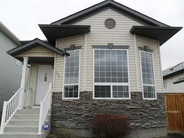 105 Martinvalley Cres NE, Calgary, AB T3J 4L7