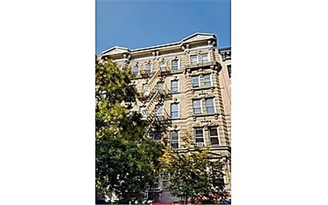 Sold by Douglas Elliman | media 8