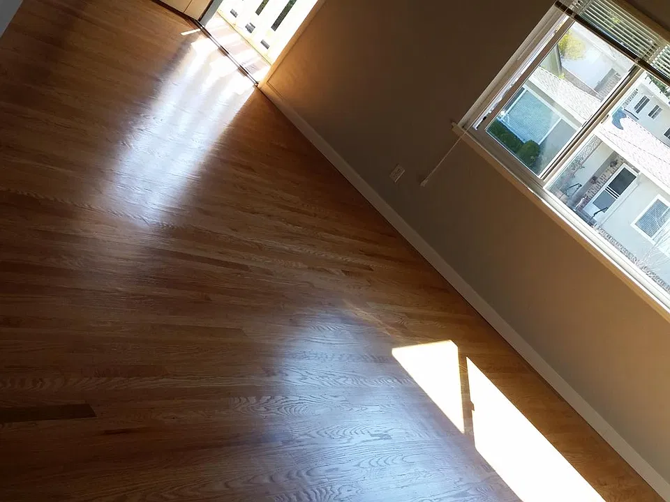 beautiful hardwood floors!