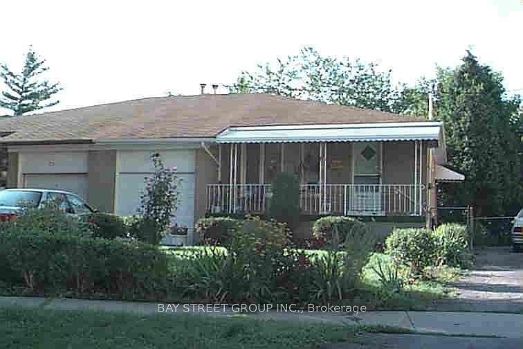1st image of 73 Regatta Cres