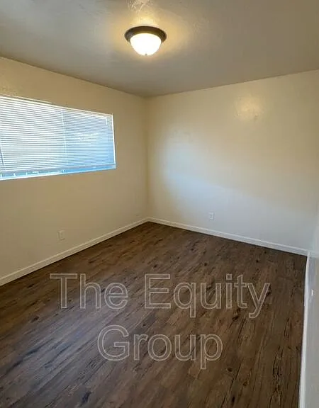 620 N Blackstone St #4 — Photo 5