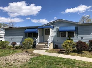 92 Cardinal Way, Freehold, NJ 07728