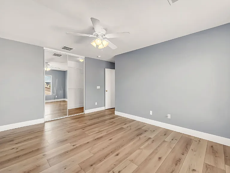 2422 E Olivine Rd — Photo 23