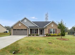 187 Bald Cypress Dr, Winston Salem, NC 27127
