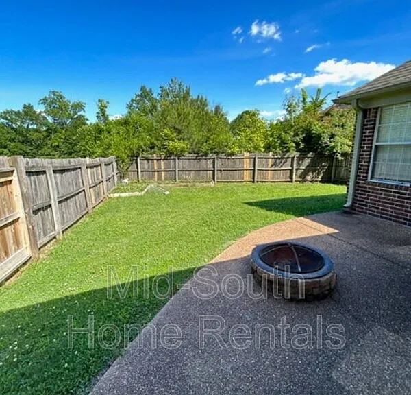 11817 Village Center St — Photo 18
