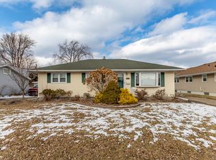 3543 44th St, Highland, IN 46322