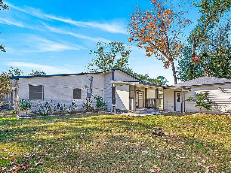 10054 Cedardale Dr — Photo 44