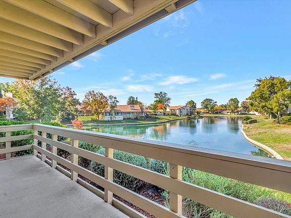 2nd image of 8411 Chenin Blanc Ln