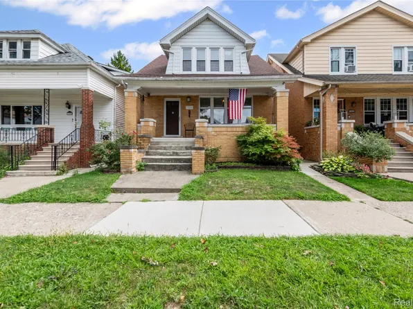 3898 Prescott St, Hamtramck, MI 48212