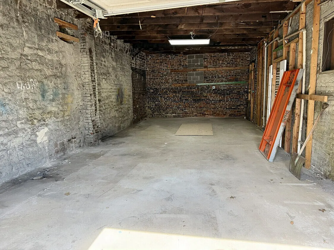 2019 Cushing Street - 1 — Photo 4