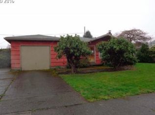 9209 SE Pine St, Portland, OR