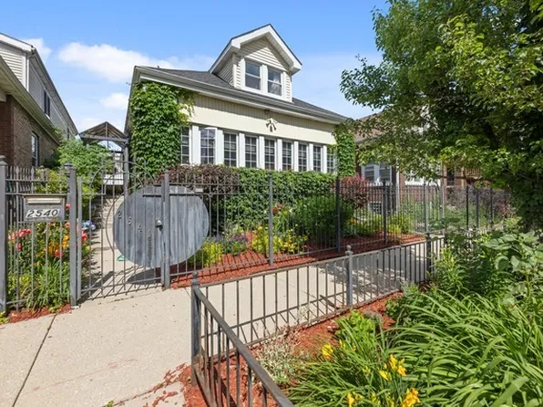2540 N Ridgeway Ave, Chicago, IL 60647