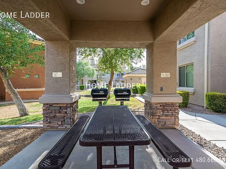 955 E Knox Rd #125 — Photo 37