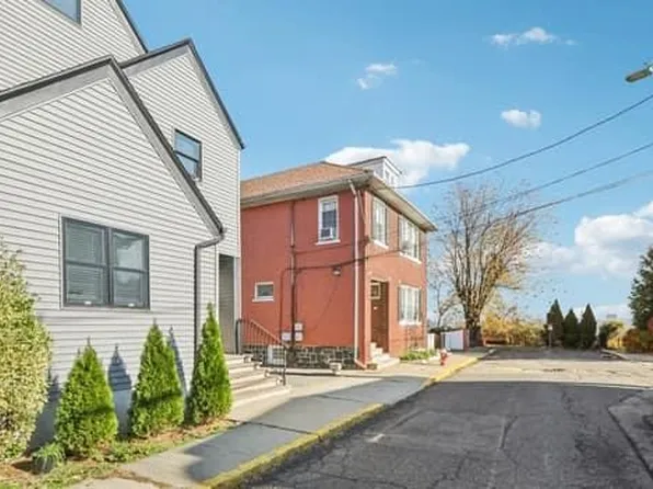 7 Laird Place image 2 of 48