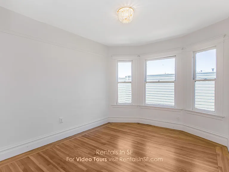 1215 2nd Ave — Photo 17