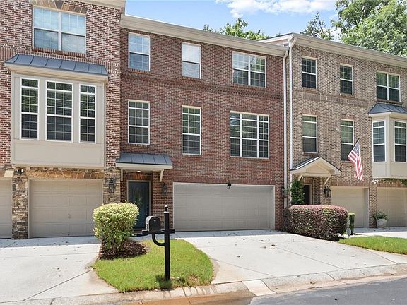3rd image of 5583 Julian Pl