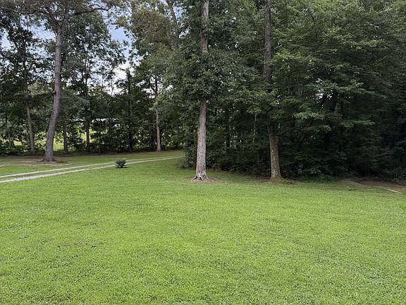 4th image of 545 Carole Anne Dr