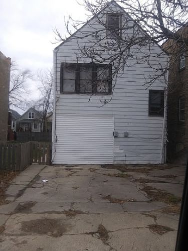 2nd image of 3087 N Elbridge Ave