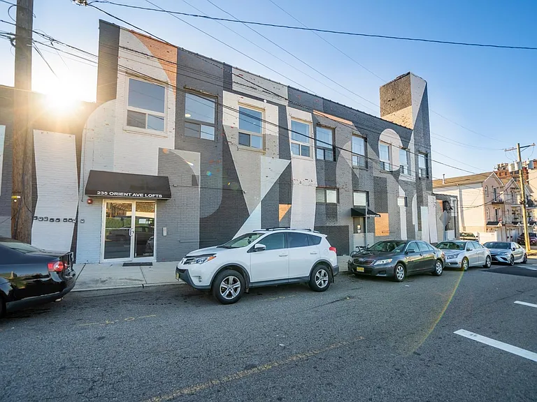 235 Orient Ave #7 — Photo 11