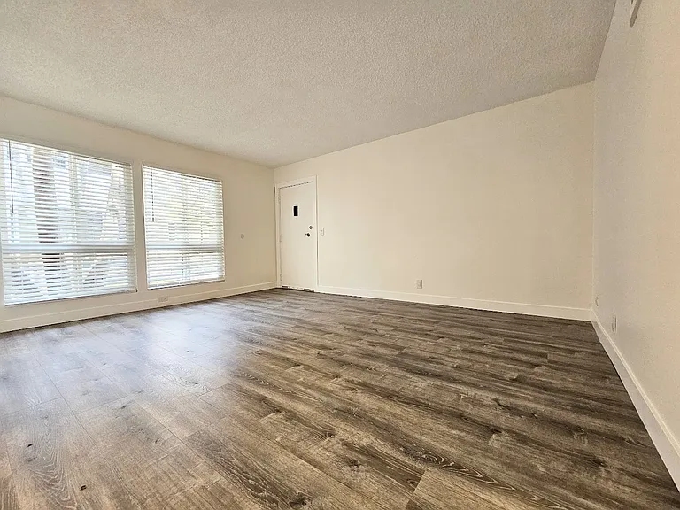 4463 Idaho St #10 — Photo 12