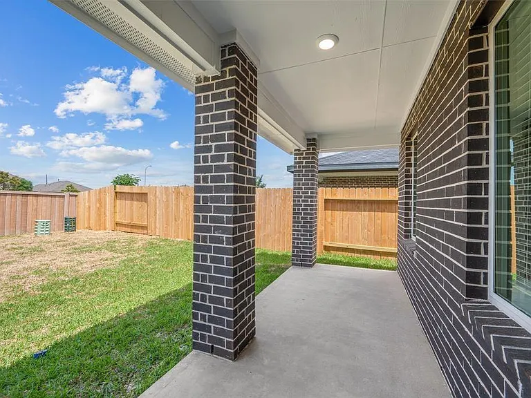 29422 Pikes Peak Dr — Photo 29