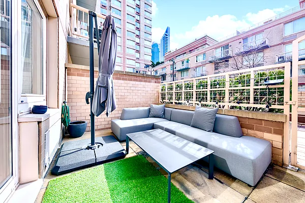 Rented by Owner | media 9