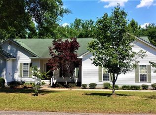 215 Brook Dr, St matthews, SC 29135