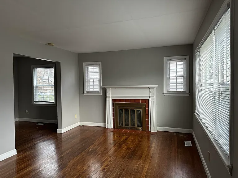 635 Longview Dr — Photo 8